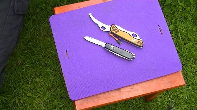 VICTORINOX CLIMBER, VICTORINOX HUNTER XS,  Стоит брать или нет