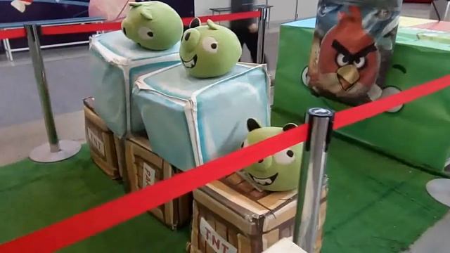 Космо-елка в Экспо-центре, Екатеринбург смотреть онлайн