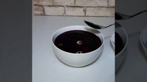 Красим яйца краснокочанной  капустой