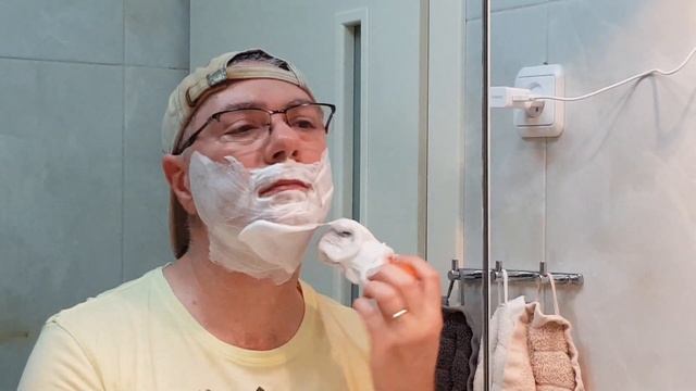 Бритьё  №10 The Christopher Bradley Barrister And Mann Seville Dscosmetic  Treet Platinum Aqua Velv