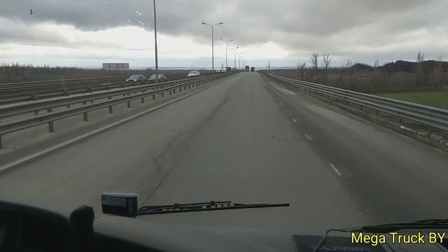 Дальнобой. Сильный ветер в пути смотреть онлайн