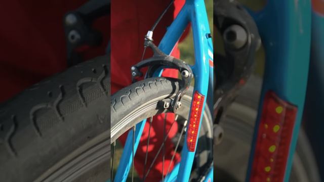 Электровелосипед Aventon Soltera - первый в России обзор #shorts #велосипед смотреть онлайн
