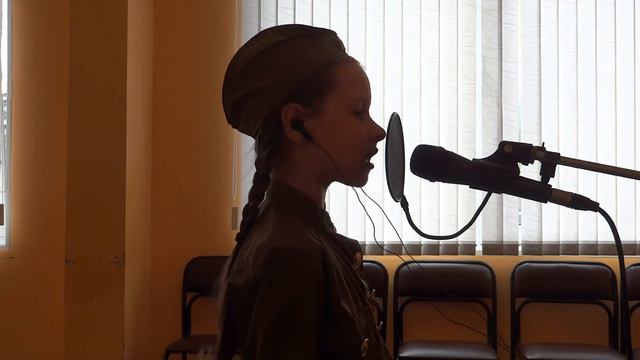 Казаки в Берлине Алина Любимова смотреть онлайн