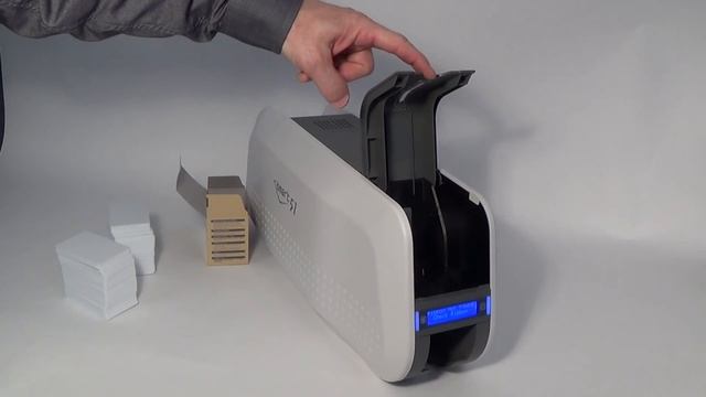 IDP's SMART-51 ID Card Printer, Getting Started смотреть онлайн