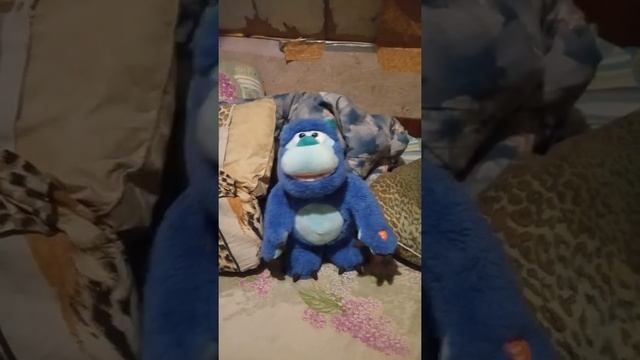 Смешное видео! ПОЮЩАЯ ИГРУШКА ЙЕТИ ШООООК! смотреть онлайн