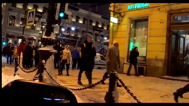АВТОЗВУК по Городу Реакция людей на громкую музыку смотреть онлайн