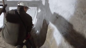 Как Михаил мой красит погреб краскопультом ???))).