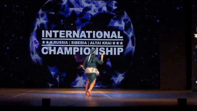 Кремлева Елена. Синьоры фольклор 1 место смотреть онлайн