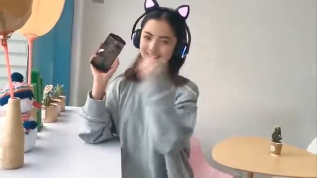 Wireless Bluetooth Cat Ear Headphones With Mic 7 Colors Led смотреть онлайн