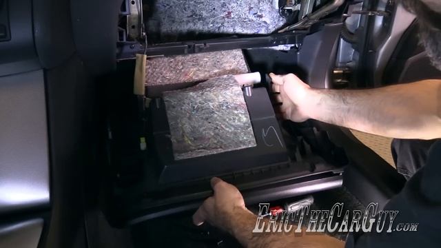 2007-2012 Nissan Altima Cabin Air Filter Replacement -EricTheCarGuy смотреть онлайн