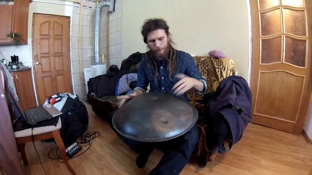 Паша Три Панды и Луна ( Overtone Hand Pan ) смотреть онлайн