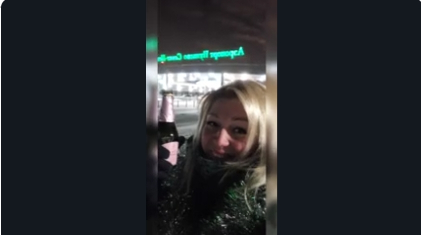 БЕСПЛАТНО В МОСКВУ на НОВЫЙ 2024 ГОД !✈️