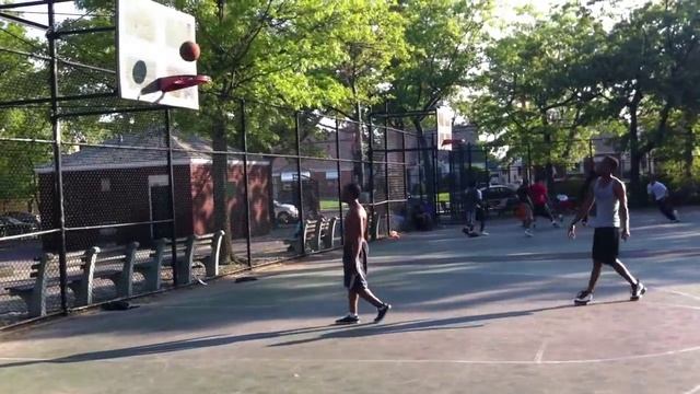 Young Fellz vs BDouble O B-Ball Game (Fellz Win) смотреть онлайн