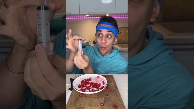 Как сделать гранатовый сок дома, лови лайфхак #гранты #напиток #полезныесоветы смотреть онлайн