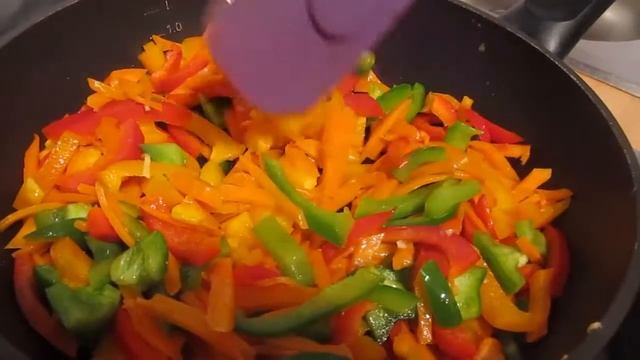 Украинский борщ с зажаркой. смотреть онлайн