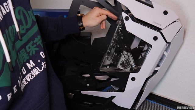 WHITE TITAN ? 5000€ Gaming PC! Intel Extreme Upgrade Bitspower Antec Torque RTX 4090 & i9-14900K смотреть онлайн