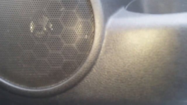 Hertz DCX 165.5 speakers vs. Nissan stock 6.5" door speakers смотреть онлайн