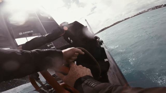 ORACLE TEAM USA Powered by True Protein Creatine Monohydrate смотреть онлайн