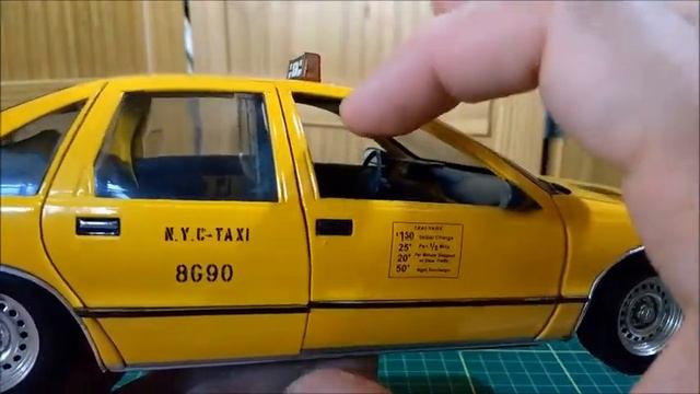 Chevrolet Caprice 1995, Escala 1:18, UT Models