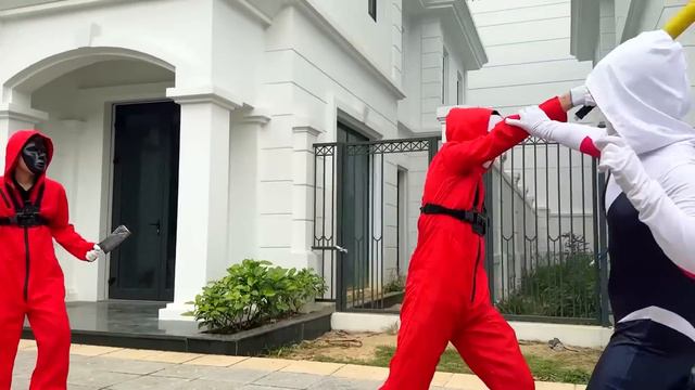 TEAM SPIDER-MAN Nerf War vs BAD GUY TEAM IRL | Fiery Match - Football Holliday ( Live Action ) смотреть онлайн