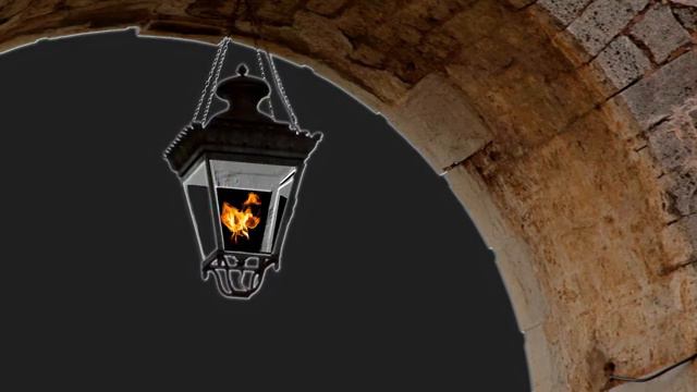 Футаж HD. Готика. Фонарь в арке, на черном фоне смотреть онлайн