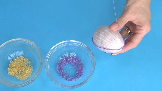 ПАСХАЛЬНОЕ ЯЙЦО из бисера / Как оплести яйцо бисером ПРОСТАЯ СХЕМА смотреть онлайн