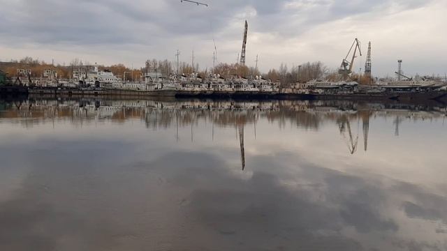 на водоёмах