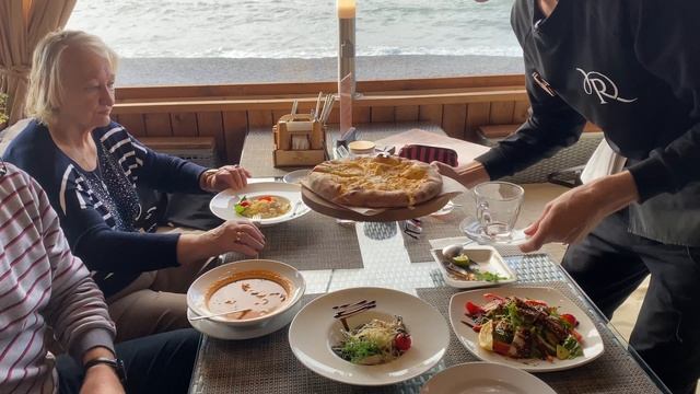 2022-10-30 смотреть онлайн