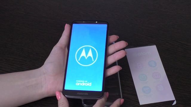 Распаковка смартфона Moto E5 смотреть онлайн