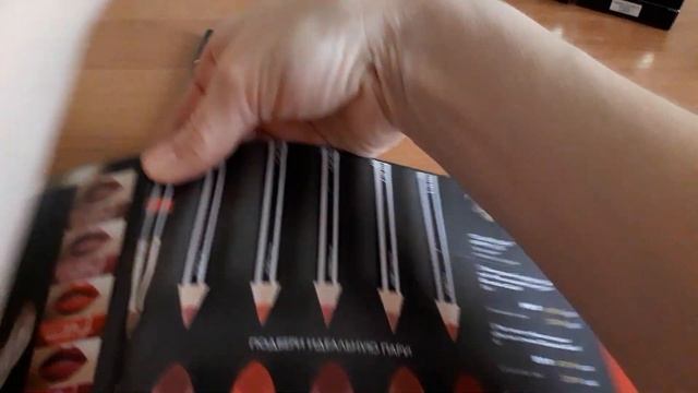 СВОТЧИ Контурный карандаш для губ Роскошный контур Giordani Gold смотреть онлайн