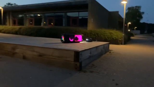 JBL PARTYBOX 1000+ BATTERI INSANE BASS TEST смотреть онлайн