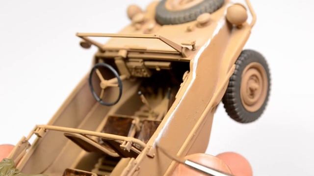 Tamiya 1/35 Schwimmwagen | Painting and Weathering late D.A.K. style смотреть онлайн