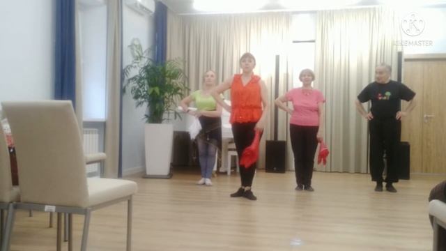 Танцевальный мастер-класс от клуба "Цыганочка". смотреть онлайн