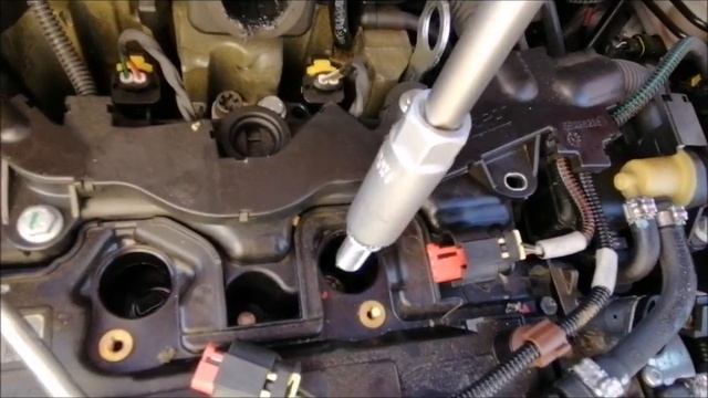 Fiat Alfa Romeo 500 MiTo Twinair Zündkerzentausch смотреть онлайн