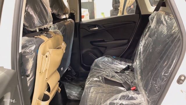 लो भाई !! ये SUV भी डीजल में आना बंद ❌ || Honda WR-V SV(Base Model) 2023 ? || Review смотреть онлайн