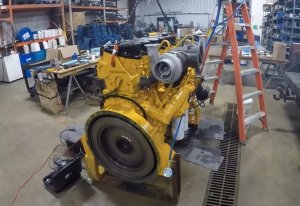 Полное восстановление и запуск 18-литрового двигателя Caterpillar C18