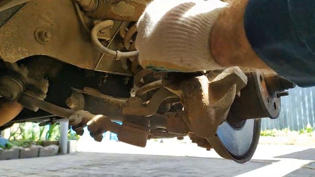 Тормозные колодки стёрлись в хлам, на авто ваз 2107❗❗❗ Замена передних колодок ваз 21 0 7❗❗❗ влог✅ смотреть онлайн