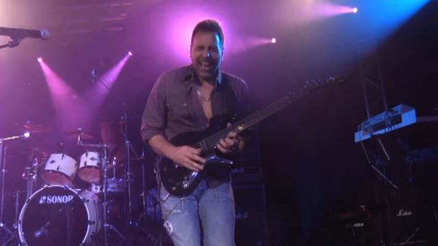 Dave Martone - "Attack Of The Celery Crunchers" from "Live At Metalworks" смотреть онлайн