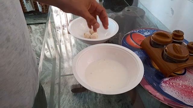 Sweet tamarind chutney and Bread dahi bada recipe in 2 mint.. смотреть онлайн