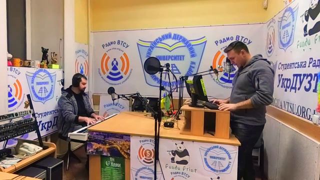 Артем Vасилич - На Небi (ОЕ) LIVE на Радио ВТСУ смотреть онлайн