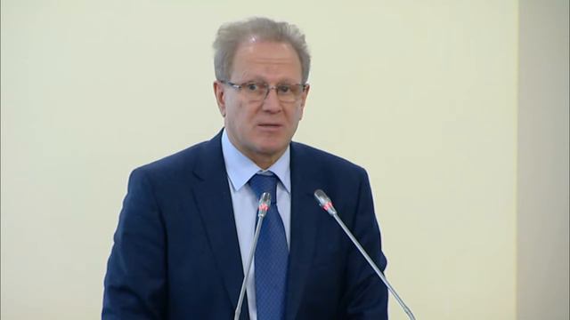 Альберт Рау о развитии конкуренции в сфере ж/д транспорта и гражданской авиации смотреть онлайн