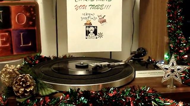 (Christmas) Mike Douglas- Happy Birthday, Jesus смотреть онлайн