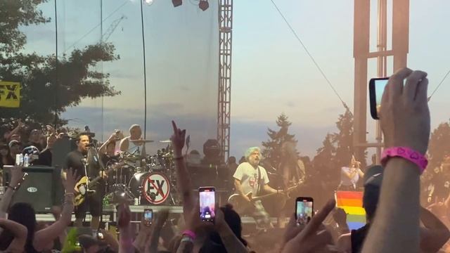 NOFX - Don't Call Me White - Punk in Drublic (Tacoma 2023) смотреть онлайн