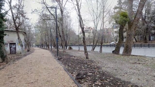 Набережная вдоль реки Салгир. Симферополь. Крым. декабрь 2019 год (часть 5) смотреть онлайн