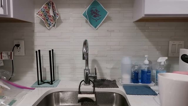 How to Descale Your Keurig with Vinegar // Easy Step by Step Walkthrough for Any Model смотреть онлайн