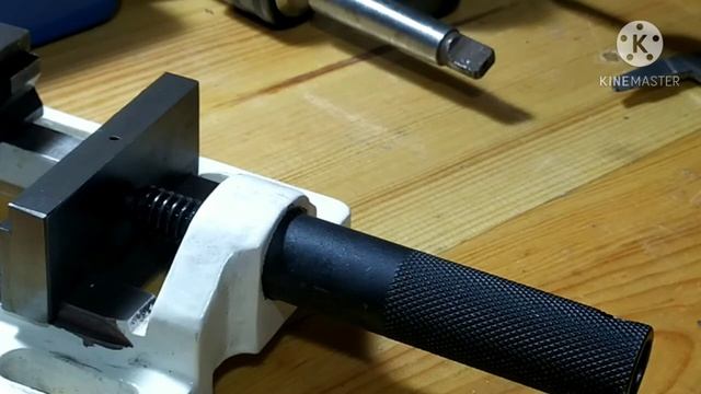 Обзор тисков для сверлильных станков BMS -85 смотреть онлайн