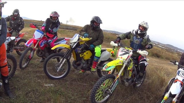 Как прыгать трамплины? Изучаем азы мотокросса, вместе с Эндуро-Исполнителями.