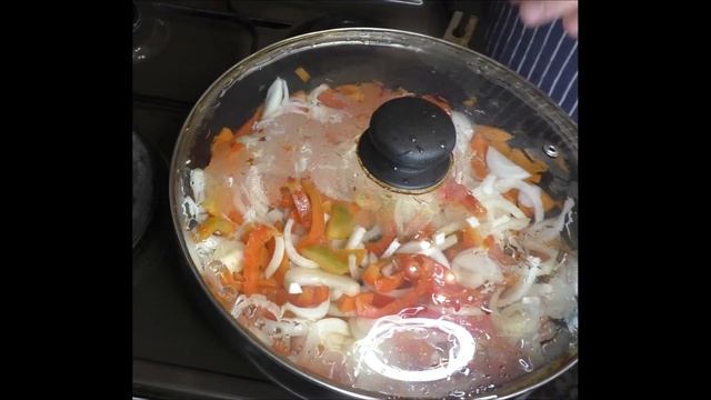 Самый вкусный, нежный МОРСКОЙ ОКУНЬ на овощной подушке в духовке. Вкуснятка на обед смотреть онлайн