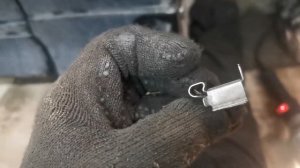 Поиск стука или щелчка спереди, при торможении...