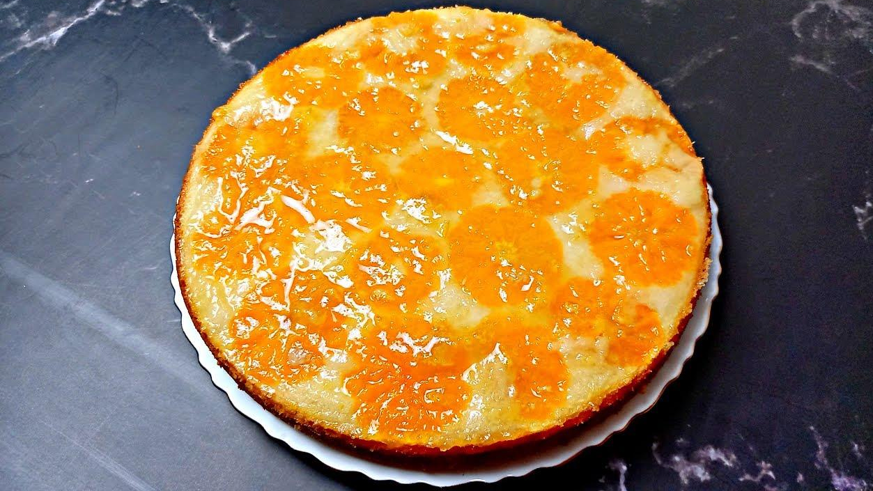 Просто вылить тесто на мандарины и готово. Делюсь рецептом простого и вкусного Мандаринового пирога